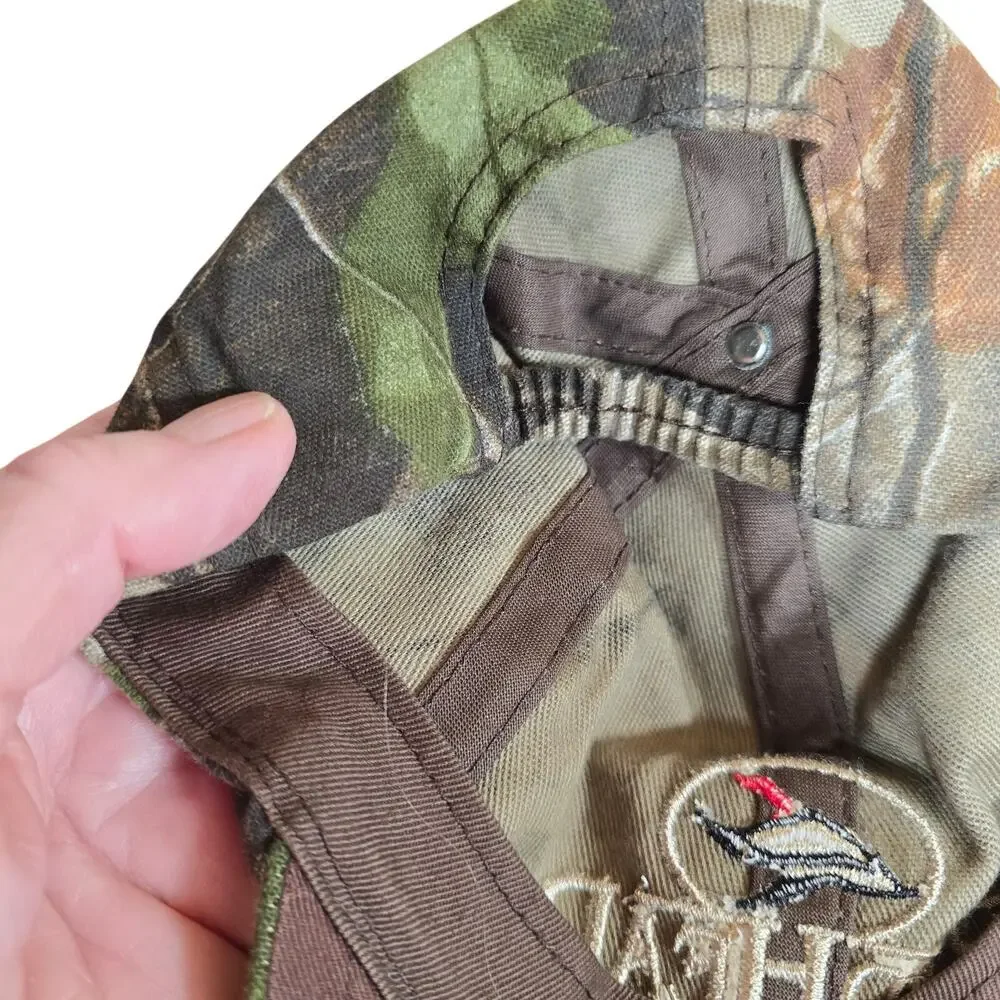 RedHead Camo Infant Fitted Cap excellent Condition Stretchy Fit on Back